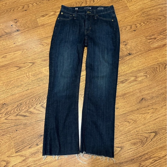 J. Crew dark Blue Straight Leg Jeans Timeless Style bootcut size 25 raw hem - Picture 4 of 10